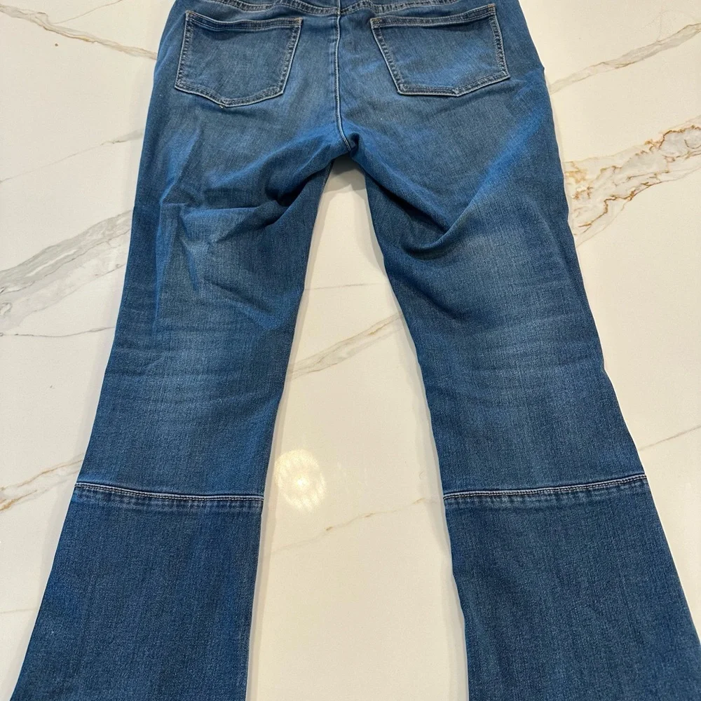 Women's Blue Jeans - Picture 2 of 5